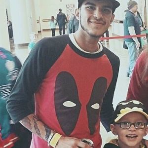 Meet your Posher, Dakota